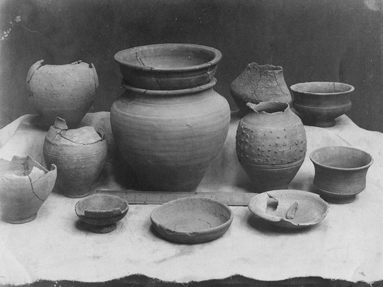 Human History ancient pots